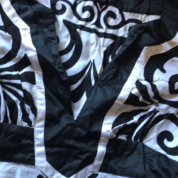 Bebe top - Picture 2 of 6